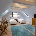 Проживание в семье Gorska *